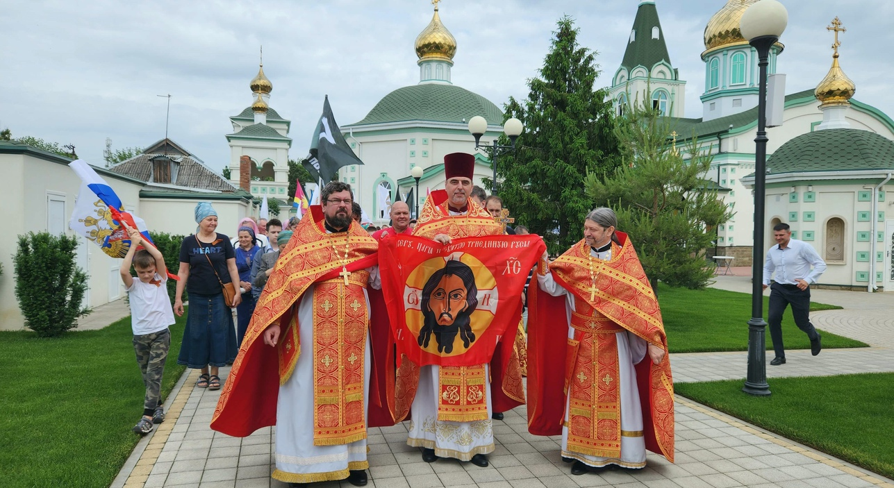 В Динской состоялся крестный ход
