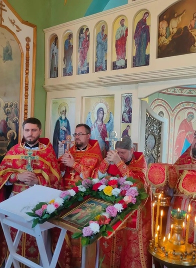 Престольный праздник в храме святых Царственных Страстотерпцев станицы Динской
