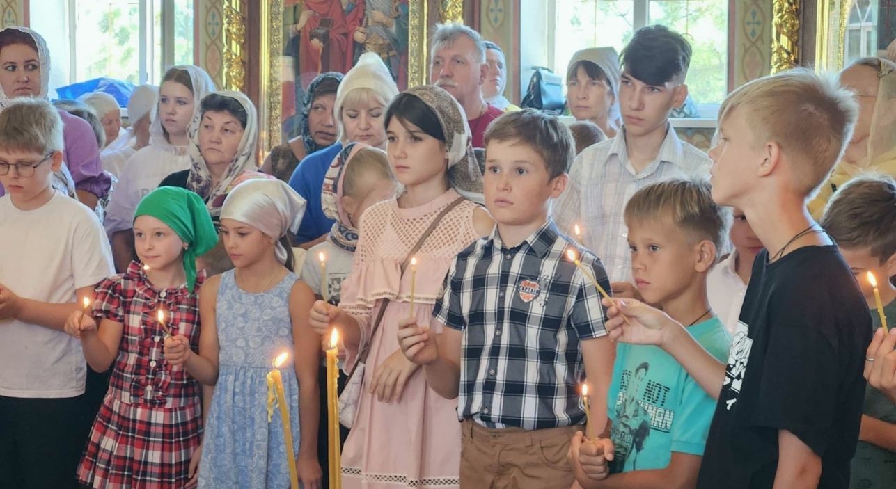 Воскресная служба в Неделю 12-ю по Пятидесятнице