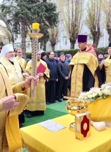 Благочинный Динского округа принял участие в освящении куполов строящегося храма в Краснодаре