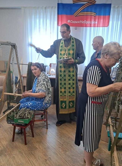 В штабе помощи участникам СВО при храме Святой Троицы станицы Динской продолжают поддерживать наших бойцов