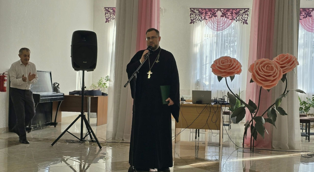 Участие в празднике, посвященном Дню матери