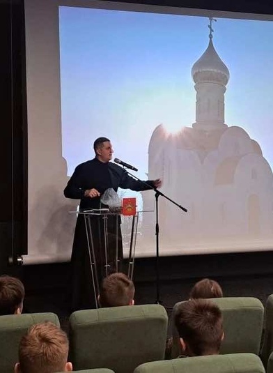 Два дня в «Патриоте»: от лекции, через Исповедь — к Причастию