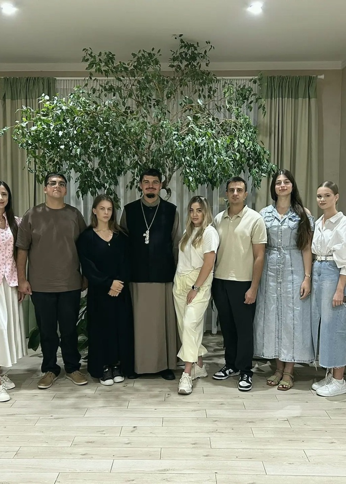 В станице Динской прошла встреча православной молодежи «Лествица» в преддверии праздника Рождества Пресвятой Богородицы