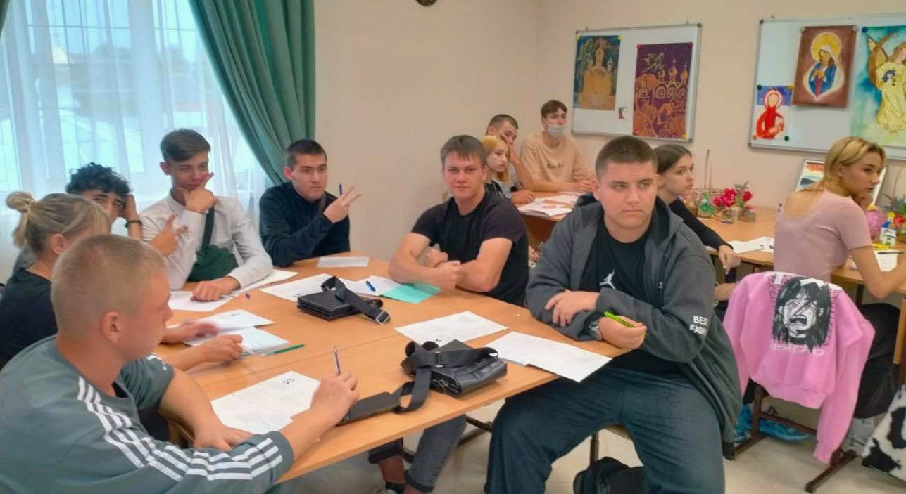 «Разговоры о важном» для учащихся вечерней школы