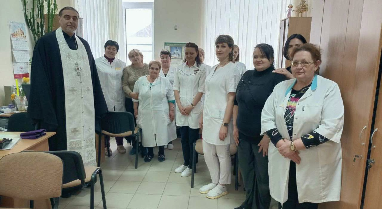 Благочинный освятил Дневной стационар в Динской районной центральной больнице