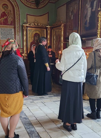 Батюшка встретился с родственниками погибших участников СВО