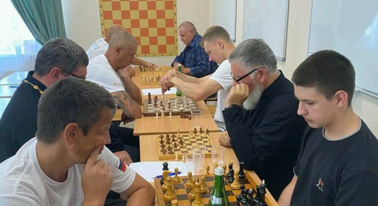 В духовно-просветительском центре храма Святой Троицы прошёл приходской турнир по шашкам и шахматам