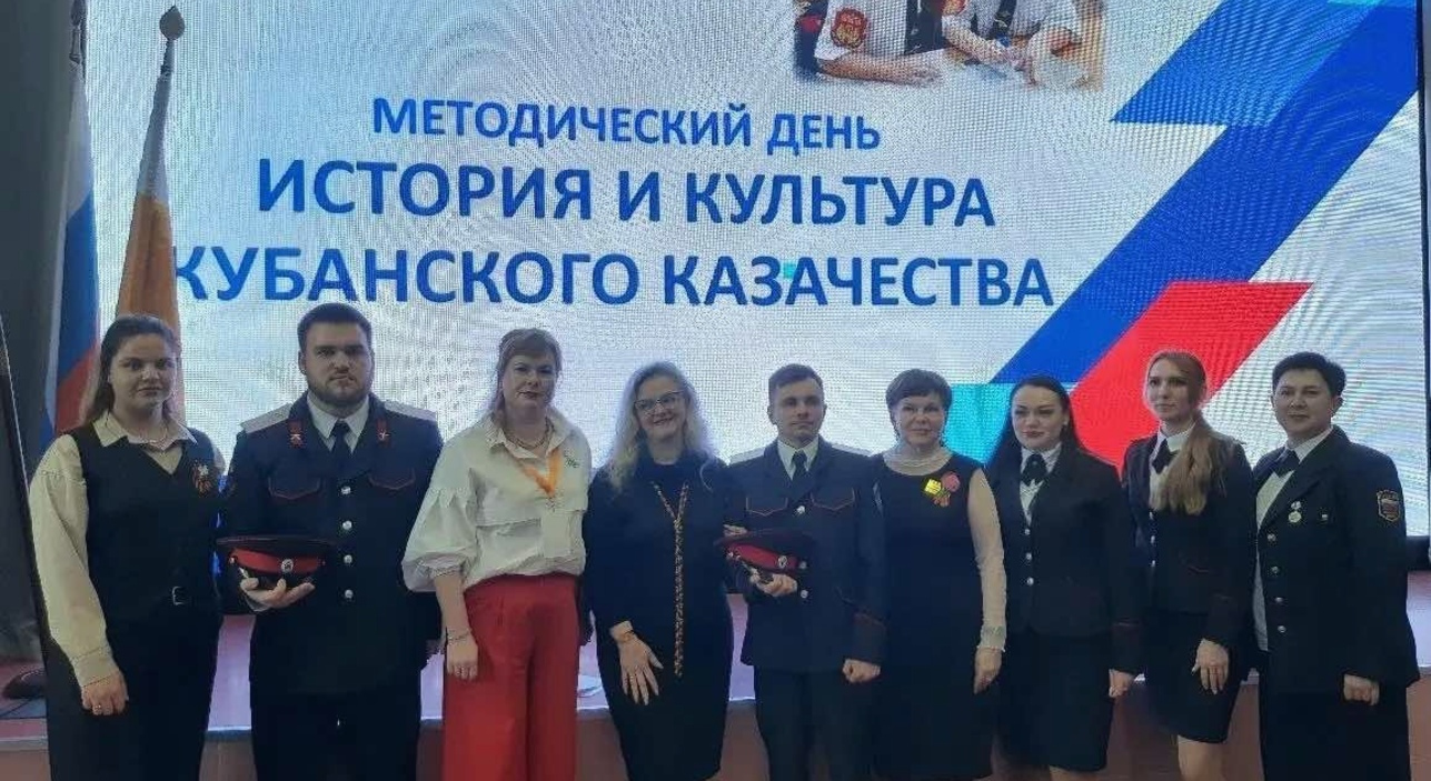 Педагог православной школы 14-го Динского благочиния выступила спикером на краевом методическом дне по казачеству