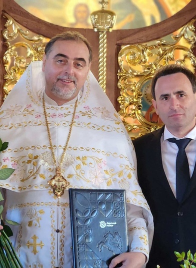 Благочинного протоиерея Иоанна Лапко поздравили с Днем Ангела