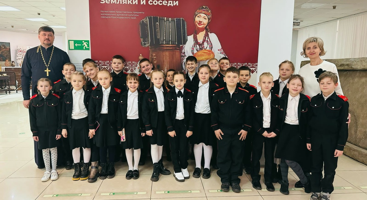 По благословению батюшки школьники поселка Агроном побывали на экскурсии в музее Фелицына