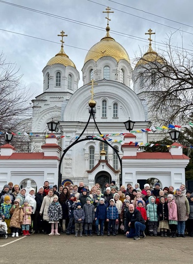 ВСТРЕЧА МАСЛЕНИЦЫ У ХРАМА ВОЗНЕСЕНИЯ ГОСПОДНЯ